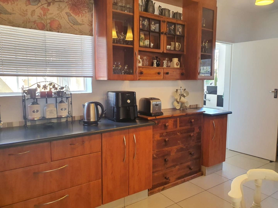 4 Bedroom Property for Sale in Brackenhurst Gauteng