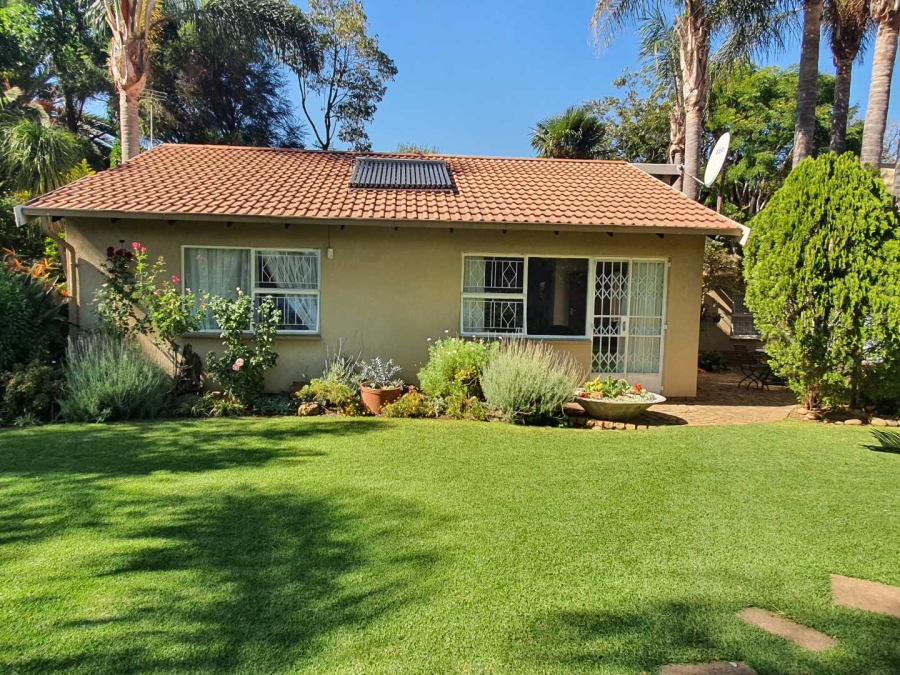 4 Bedroom Property for Sale in Brackenhurst Gauteng
