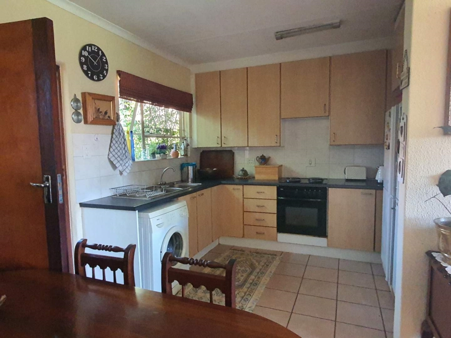 4 Bedroom Property for Sale in Brackenhurst Gauteng