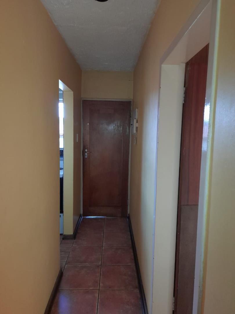 To Let 2 Bedroom Property for Rent in Silverton Gauteng