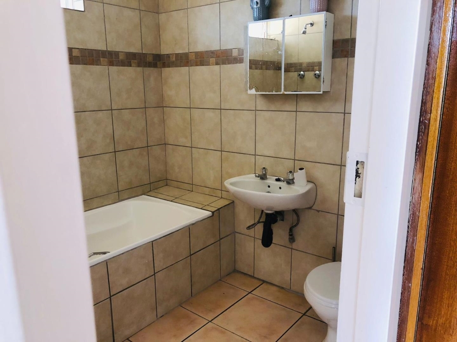 To Let 2 Bedroom Property for Rent in Silverton Gauteng