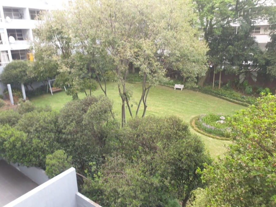1 Bedroom Property for Sale in Illovo Gauteng
