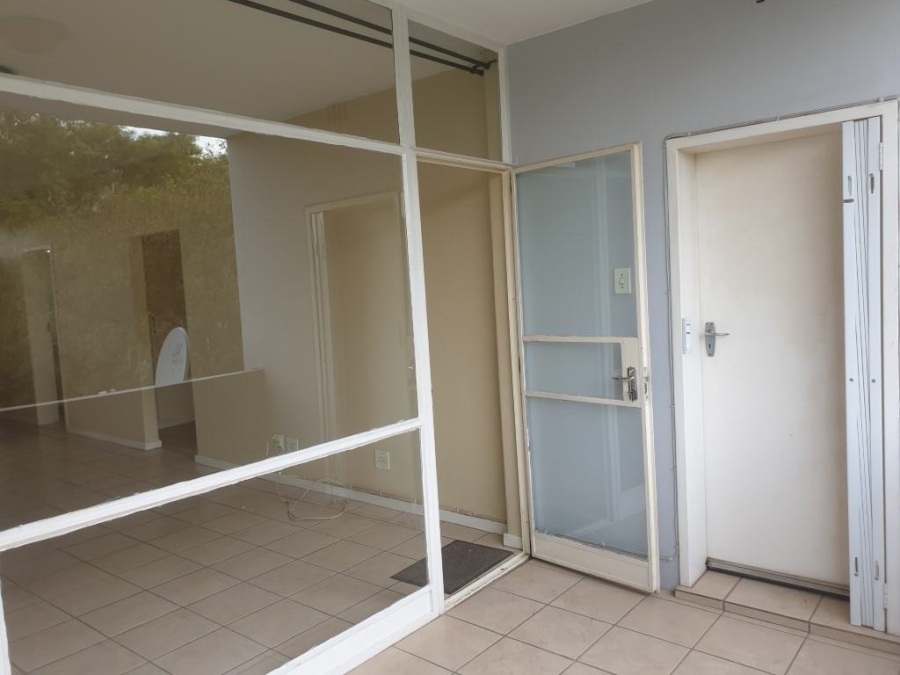 1 Bedroom Property for Sale in Illovo Gauteng