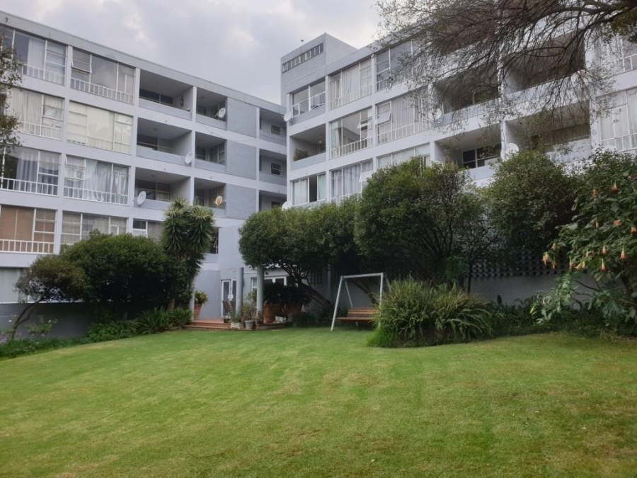 1 Bedroom Property for Sale in Illovo Gauteng