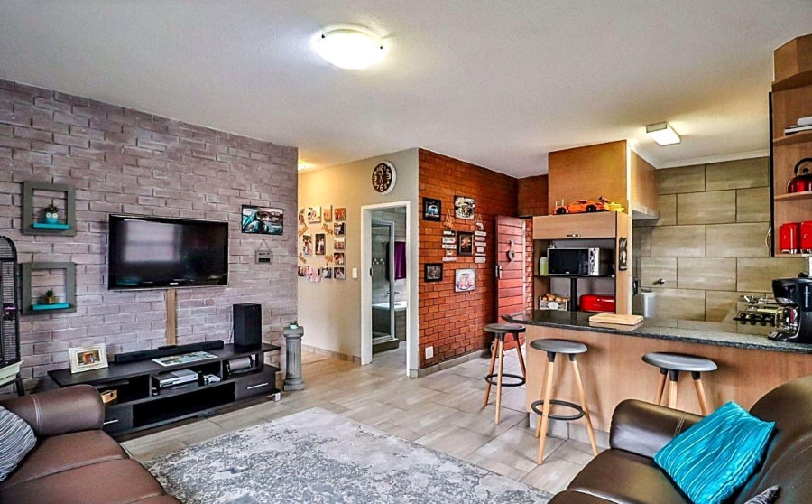 2 Bedroom Property for Sale in Florentia Gauteng