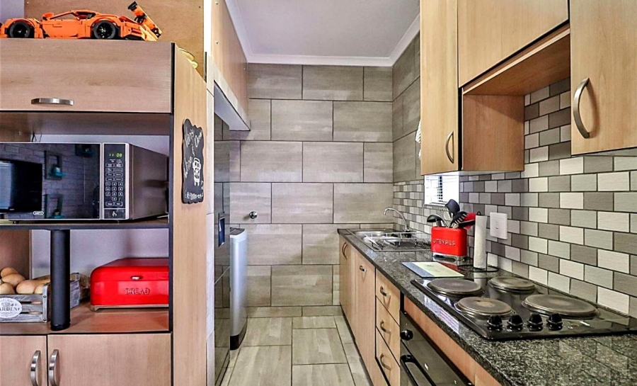 2 Bedroom Property for Sale in Florentia Gauteng