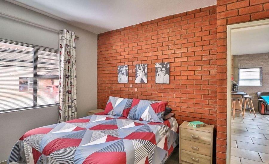 2 Bedroom Property for Sale in Florentia Gauteng