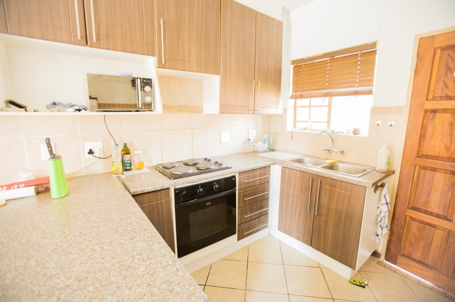 To Let 2 Bedroom Property for Rent in Mooikloof Ridge Gauteng