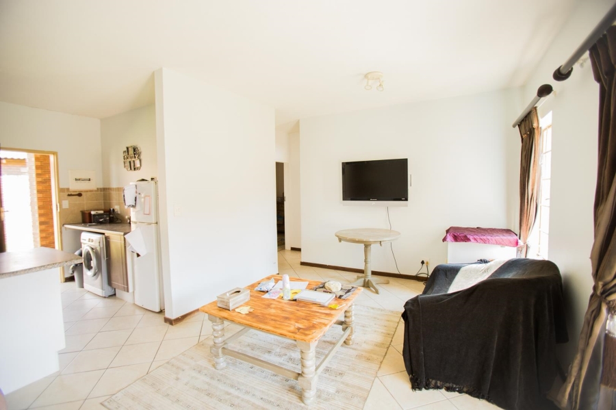 To Let 2 Bedroom Property for Rent in Mooikloof Ridge Gauteng
