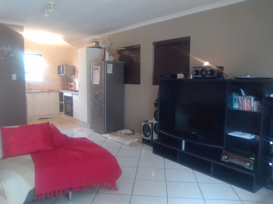 To Let 3 Bedroom Property for Rent in Celtisdal Gauteng