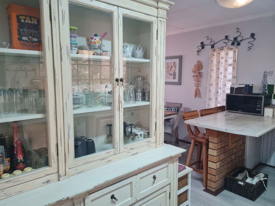 To Let 2 Bedroom Property for Rent in Eldoraigne Gauteng