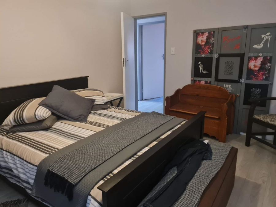 To Let 2 Bedroom Property for Rent in Eldoraigne Gauteng