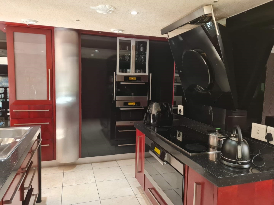 5 Bedroom Property for Sale in Zwartkop Golf Estate Gauteng