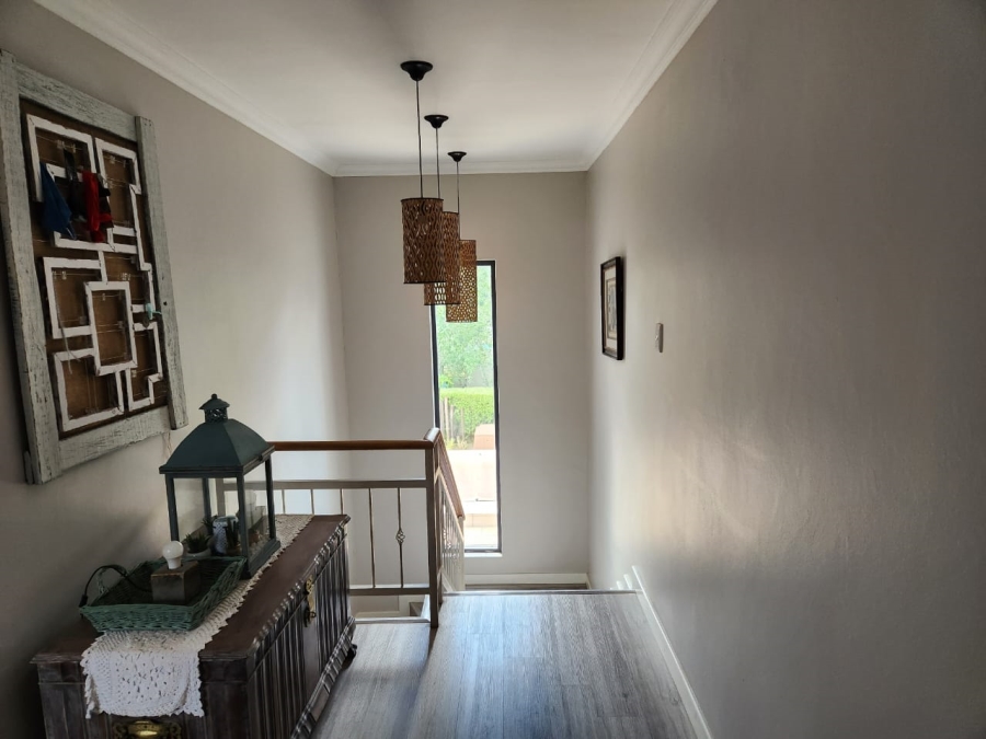 4 Bedroom Property for Sale in Zwartkop Golf Estate Gauteng