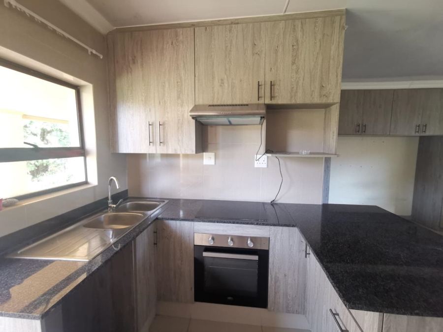 To Let 1 Bedroom Property for Rent in Brackenhurst Gauteng