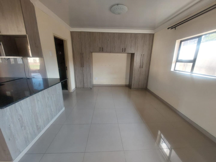 To Let 1 Bedroom Property for Rent in Brackenhurst Gauteng