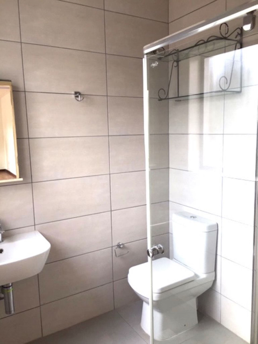 To Let 2 Bedroom Property for Rent in Morningside Gauteng