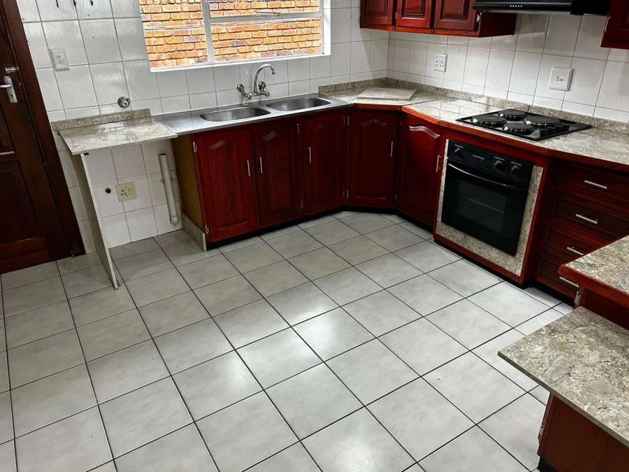 To Let 2 Bedroom Property for Rent in Mayberry Park Gauteng