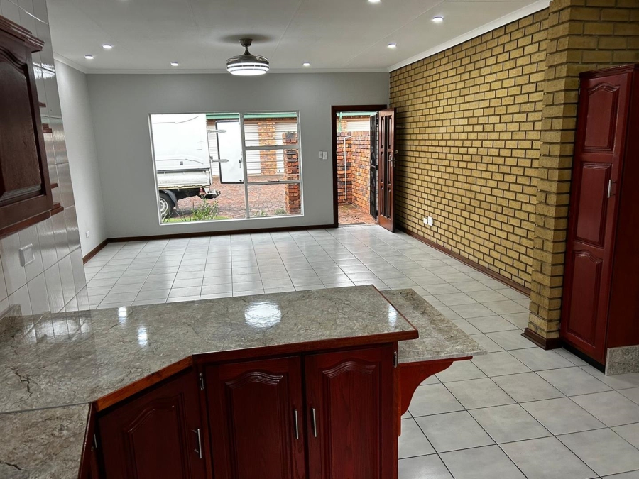 To Let 2 Bedroom Property for Rent in Mayberry Park Gauteng