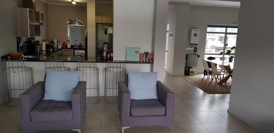 To Let 3 Bedroom Property for Rent in Oaklands Gauteng