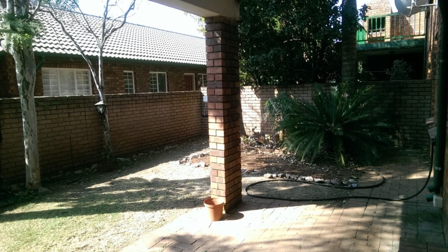 To Let 2 Bedroom Property for Rent in Highveld Gauteng