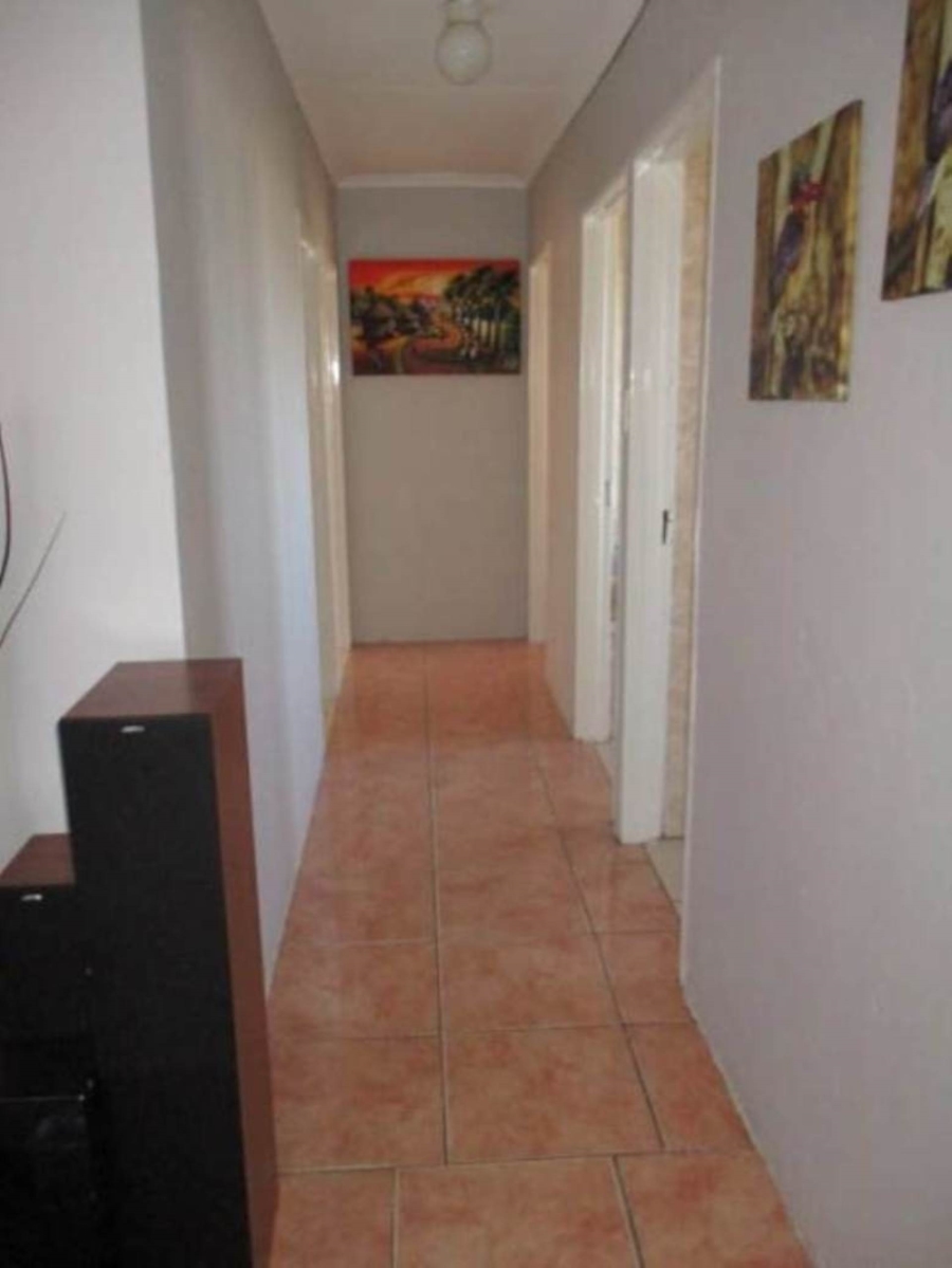 To Let 3 Bedroom Property for Rent in Nellmapius Gauteng