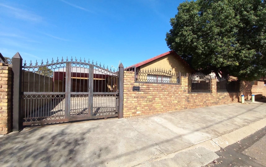 3 Bedroom Property for Sale in Atteridgeville Gauteng