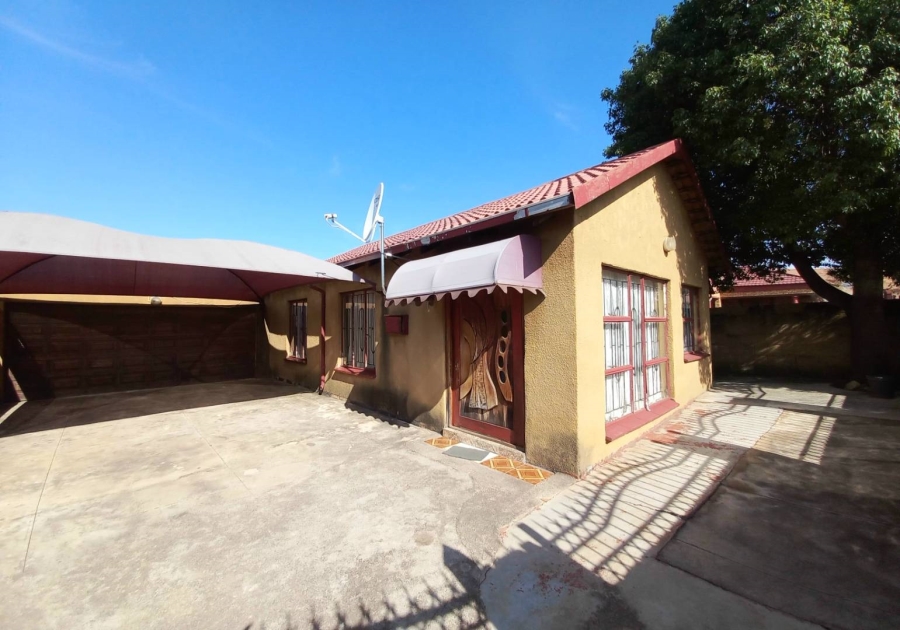 3 Bedroom Property for Sale in Atteridgeville Gauteng