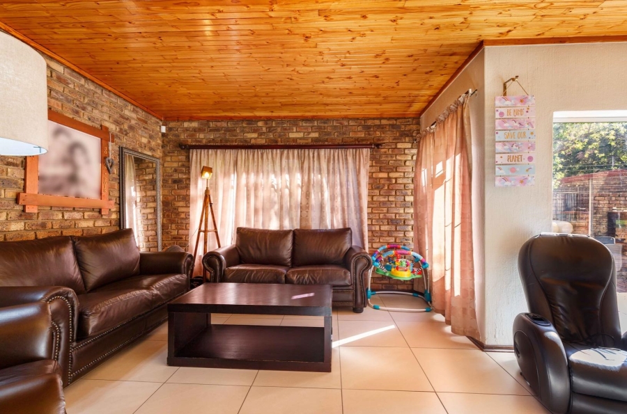 4 Bedroom Property for Sale in Moreleta Park Gauteng