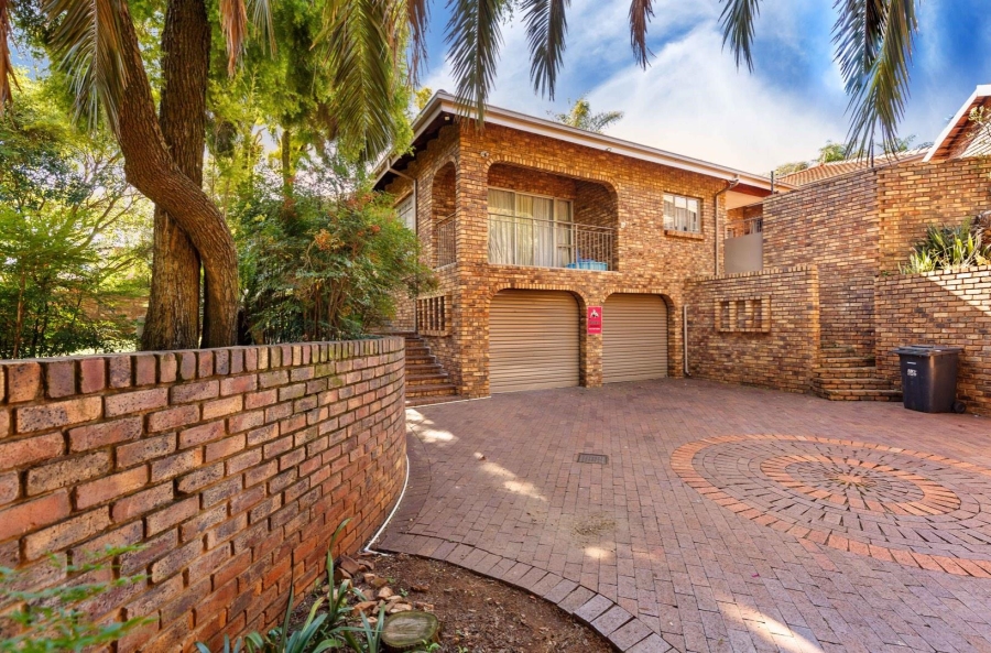 4 Bedroom Property for Sale in Moreleta Park Gauteng