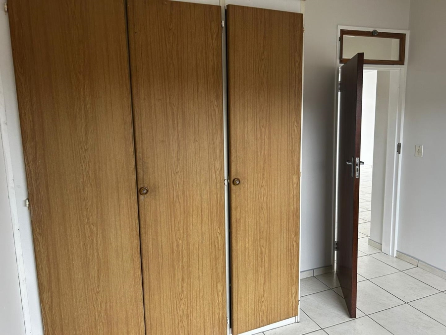 2 Bedroom Property for Sale in Gosforth Park Gauteng