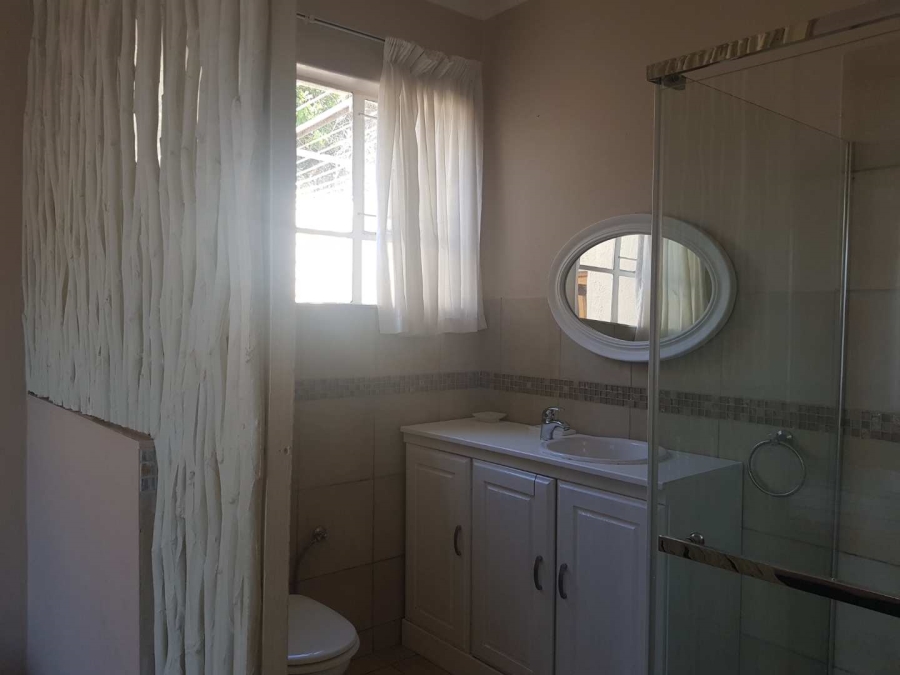 To Let 1 Bedroom Property for Rent in Lynnwood Gauteng