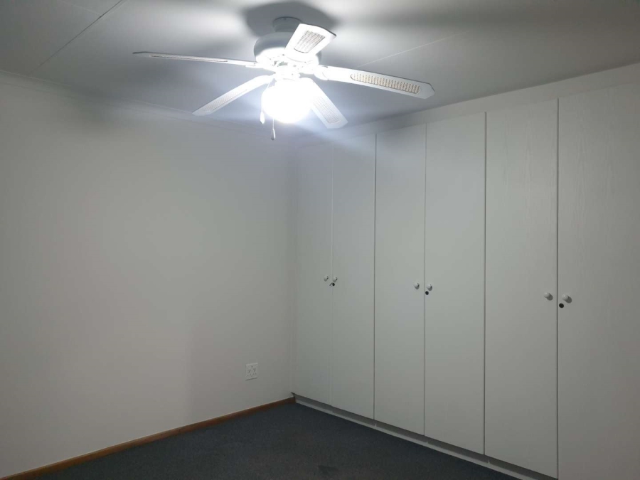 2 Bedroom Property for Sale in Ridgeway Gauteng