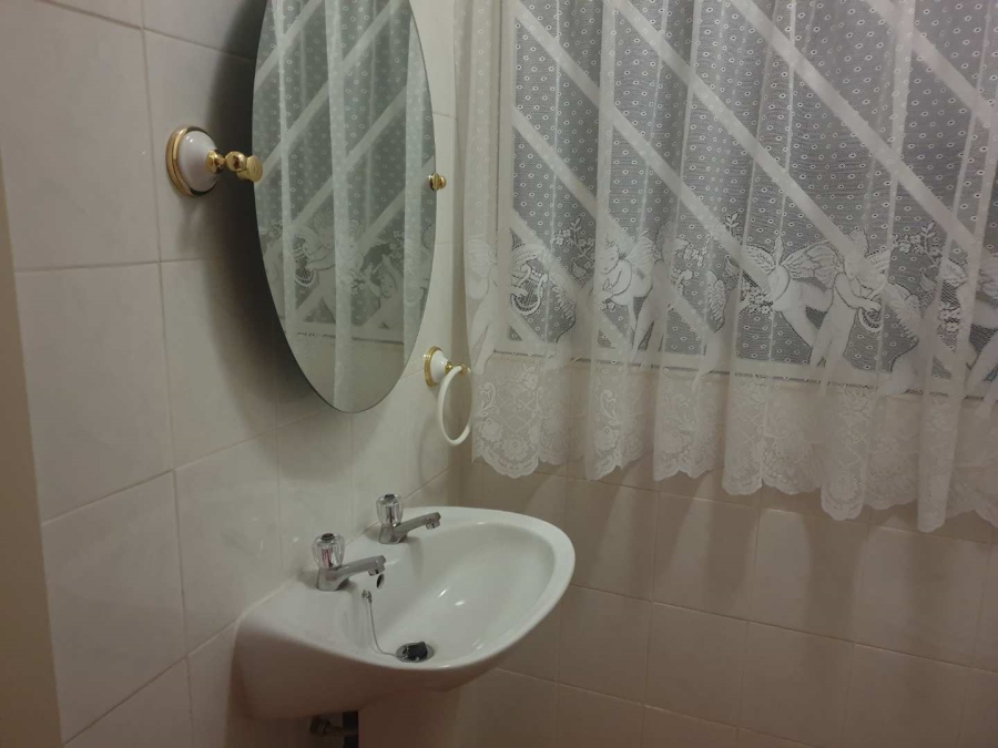 2 Bedroom Property for Sale in Ridgeway Gauteng