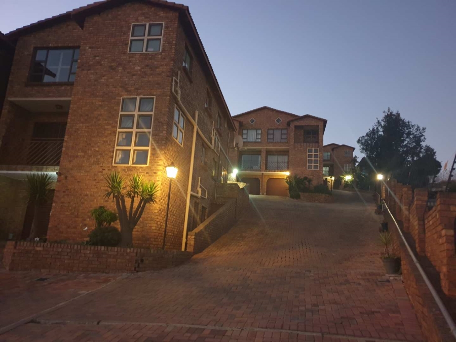2 Bedroom Property for Sale in Ridgeway Gauteng