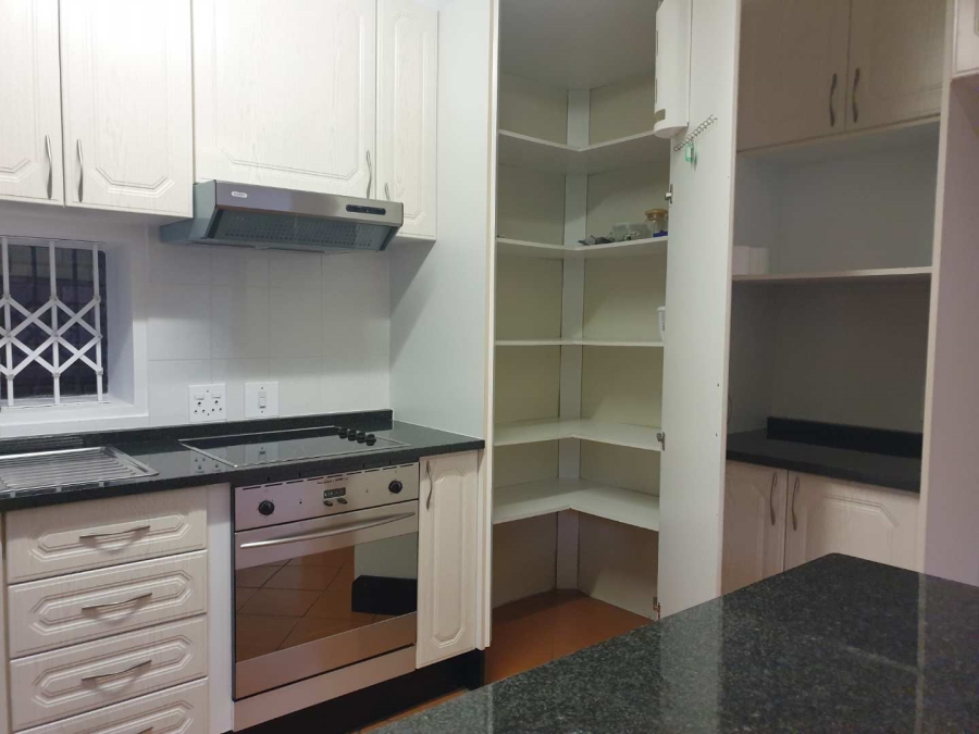 2 Bedroom Property for Sale in Ridgeway Gauteng
