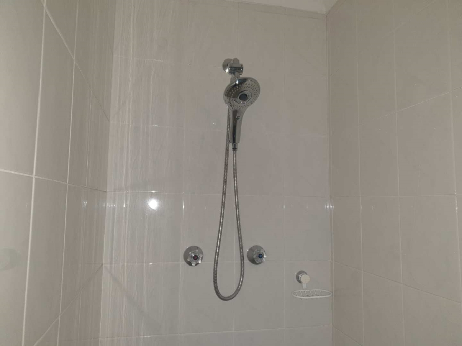 2 Bedroom Property for Sale in Ridgeway Gauteng