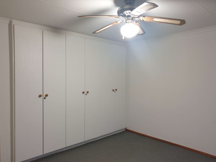 2 Bedroom Property for Sale in Ridgeway Gauteng