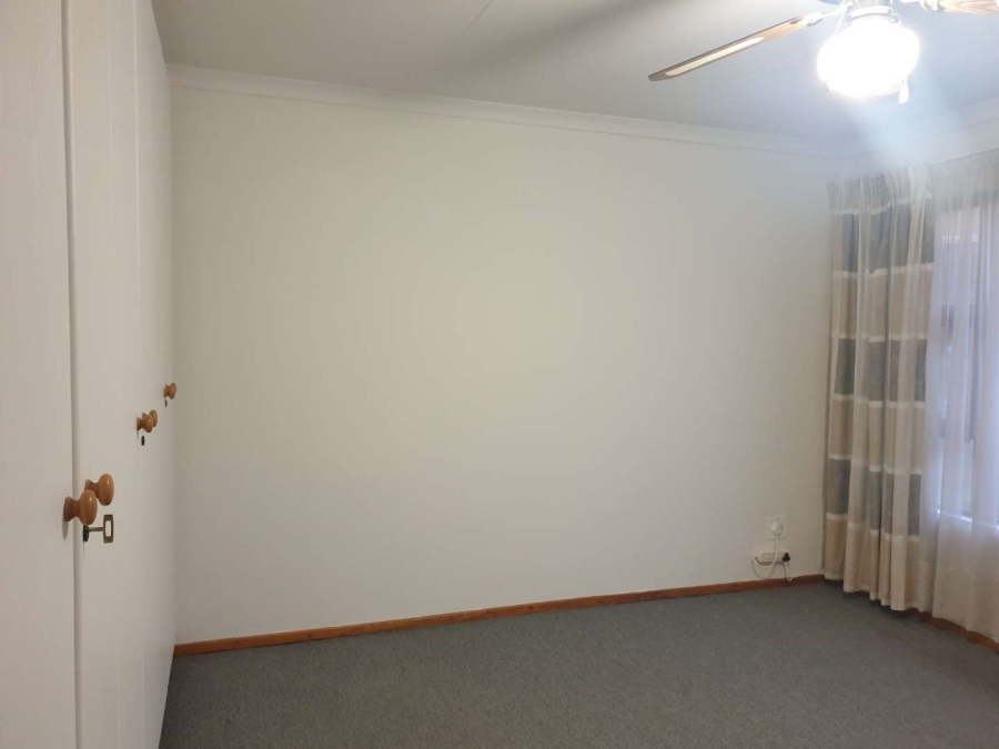 2 Bedroom Property for Sale in Ridgeway Gauteng