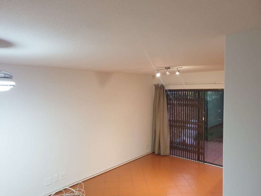 2 Bedroom Property for Sale in Ridgeway Gauteng