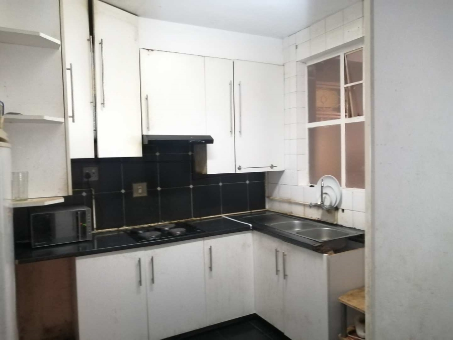 2 Bedroom Property for Sale in Sunnyside Gauteng