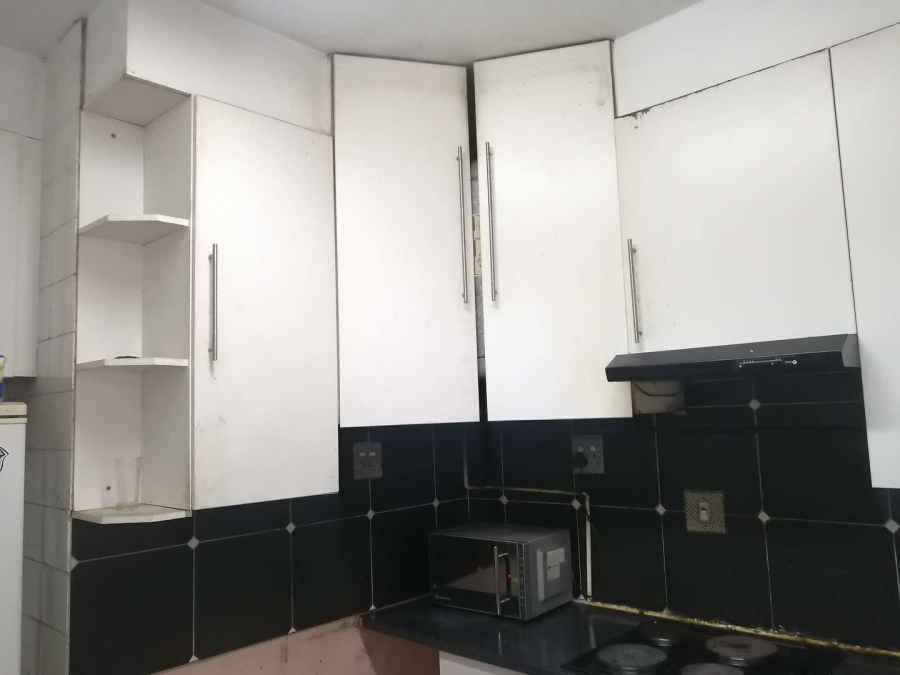 2 Bedroom Property for Sale in Sunnyside Gauteng