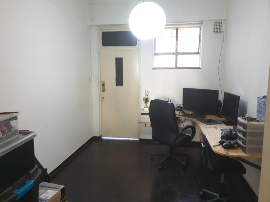 To Let 1 Bedroom Property for Rent in Rosebank Gauteng