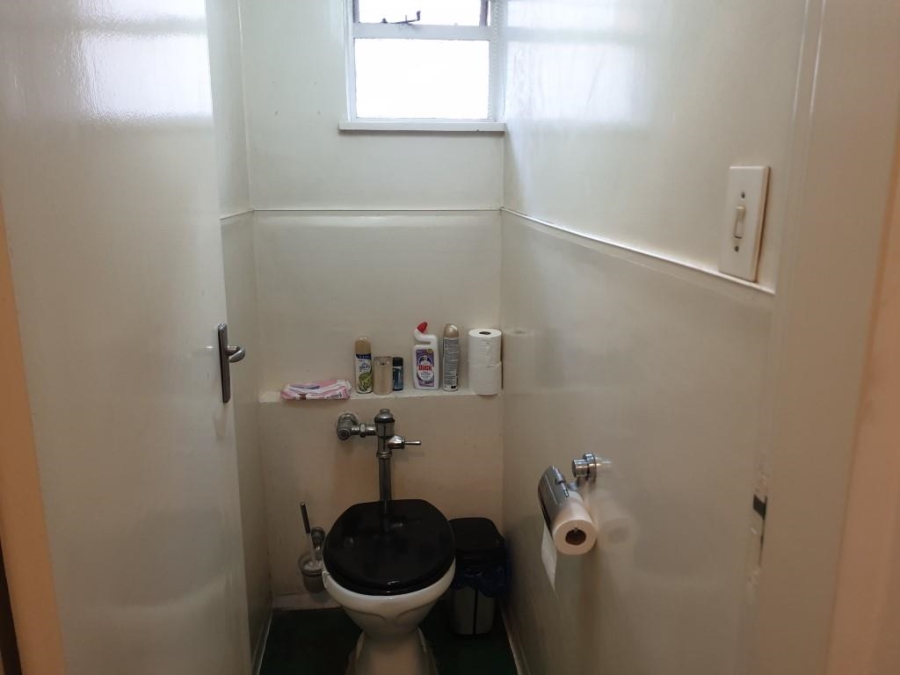 To Let 1 Bedroom Property for Rent in Rosebank Gauteng