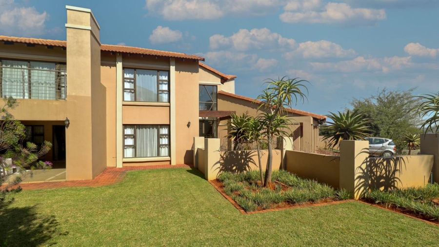 To Let 4 Bedroom Property for Rent in The Wilds Gauteng