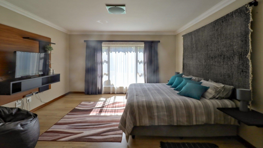 To Let 4 Bedroom Property for Rent in The Wilds Gauteng