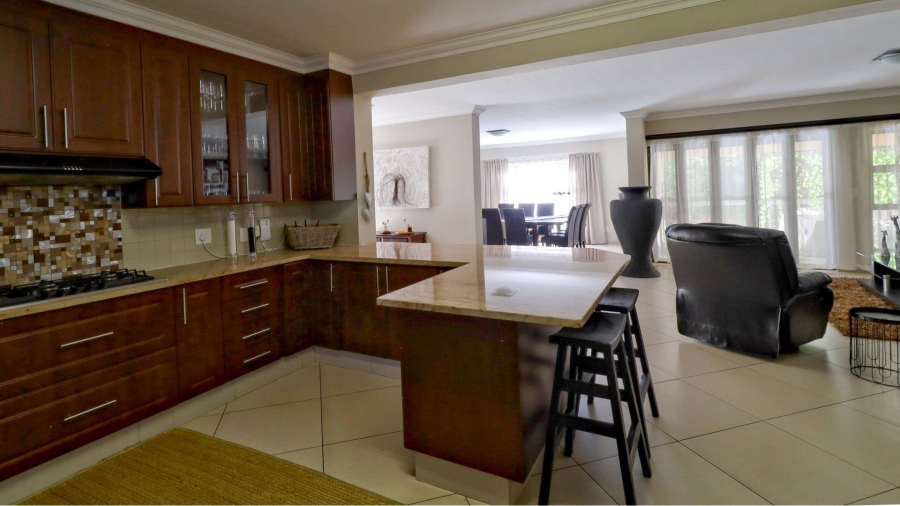 To Let 4 Bedroom Property for Rent in The Wilds Gauteng