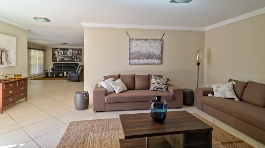 To Let 4 Bedroom Property for Rent in The Wilds Gauteng