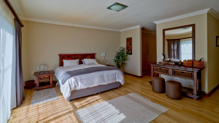 To Let 4 Bedroom Property for Rent in The Wilds Gauteng