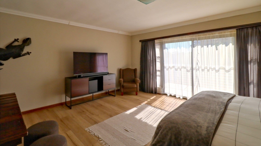 To Let 4 Bedroom Property for Rent in The Wilds Gauteng